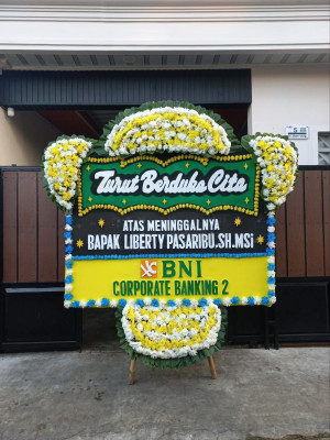 Papan Bunga Duka di Lenteng Agung